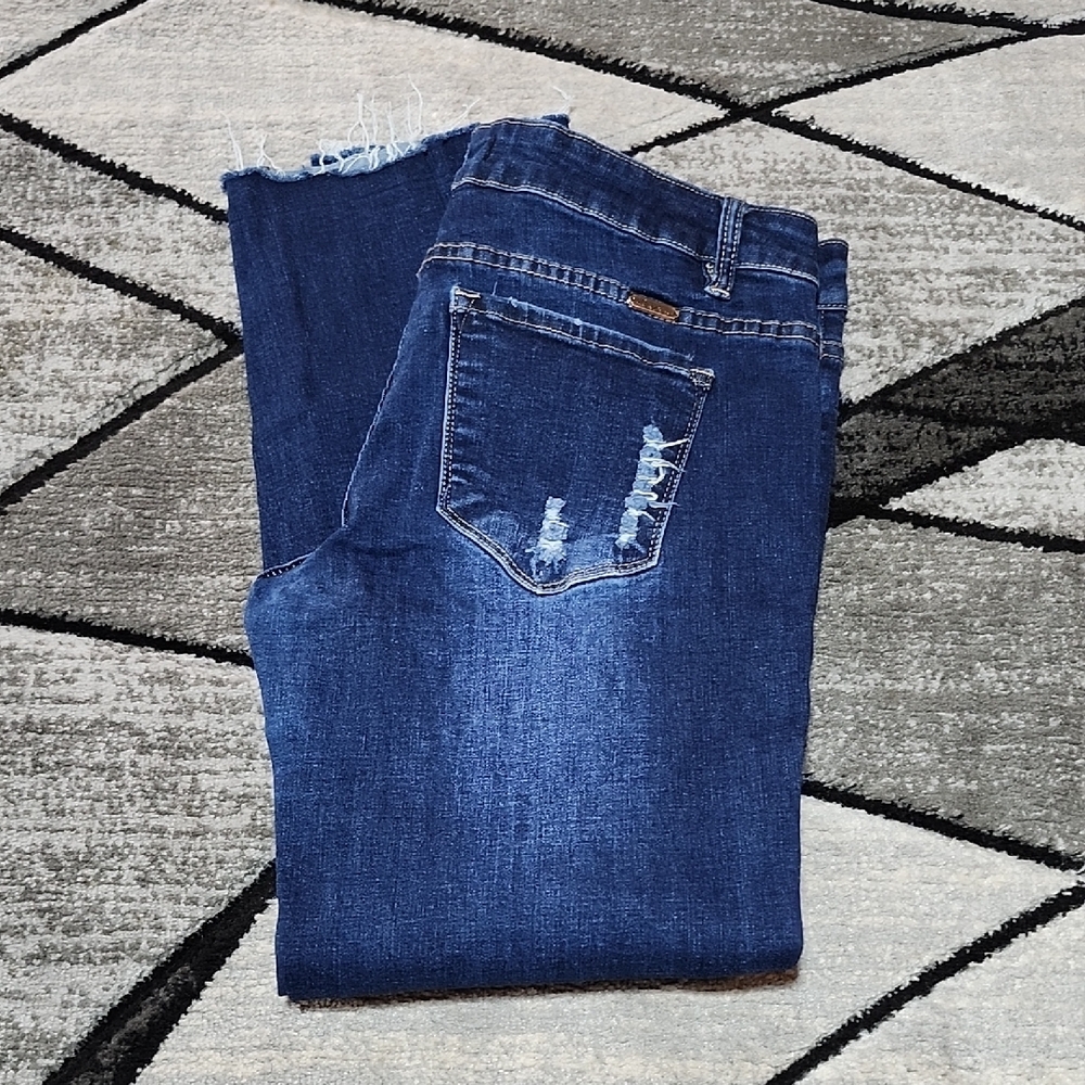 KANCAN DISTRESSED RAW-HEM STRETCH DARK-BLUE-WASH SKINNY DENIM JEAN